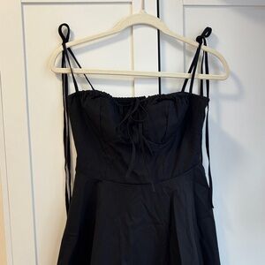 Chic Strapless Black Dress